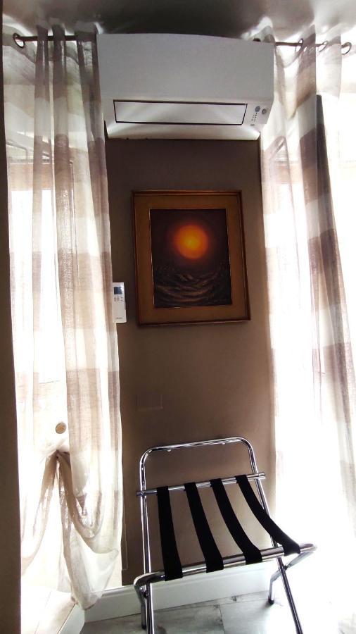 カリアリ Yaki Domo Bed & Breakfast エクステリア 写真